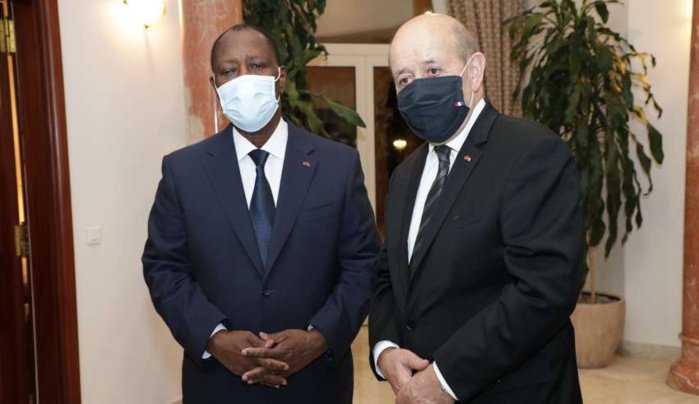 Jean Yves le Drian à Abidjan, symbole d'une amitié solide Jean Yves le Drian à Abidjan, symbole d'une amitié solide