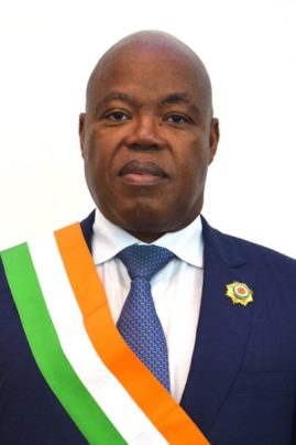 L'honorable Doh Simon, Conseiller Spécial du président Henri Konan Bédié L'honorable Doh Simon, Conseiller Spécial du président Henri Konan Bédié