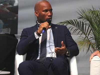 Didier Drogba signe ses premiers pas en tant que consultant canal+ Didier Drogba signe ses premiers pas en tant que consultant canal+