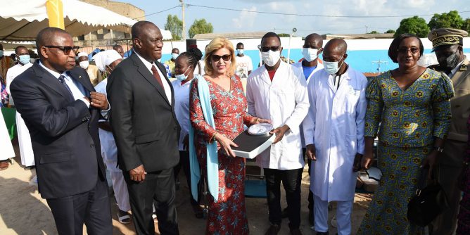 Côte d’Ivoire - Social : Dominique Ouattara inaugure un centre pour enfants à Ferkéssedougou