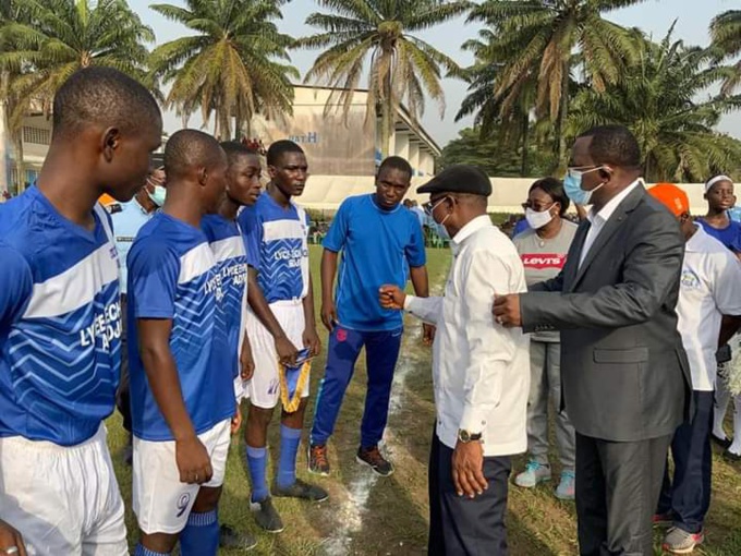 JOURNÉE SPORTIVE DU LYCÉE CLASSIQUE ABIDJAN /LE  DERBY  LYCEE CLASSIQUE – LYCEE TECHNIQUE RENAIT !