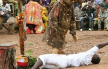 Ph:DR Pratiques mystérieusement Ph:DR Pratiques mystérieusement