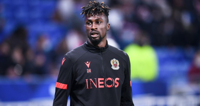 Football-Élephants : La Côte d'Ivoire courtise une pépite Football-Élephants : La Côte d'Ivoire courtise une pépite