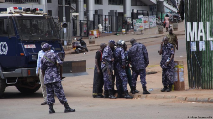 Ph:DR       La police sur lieu d'un crime