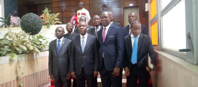 15 ème conférence des parties (Cop15): Le ministre de l'environnement et du développement durable aux journalistes : "Votre rôle est primordial dans cet événement mondial" 15 ème conférence des parties (Cop15): Le ministre de l'environnement et du développement durable aux journalistes : "Votre rôle est primordial dans cet événement mondial"