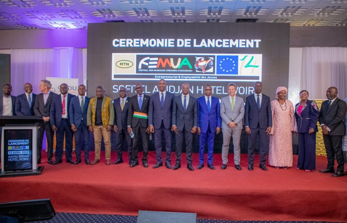 photo de famille lancement Femua photo de famille lancement Femua