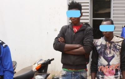 L'élève a poignardé à mort le directeur de son collège L'élève a poignardé à mort le directeur de son collège