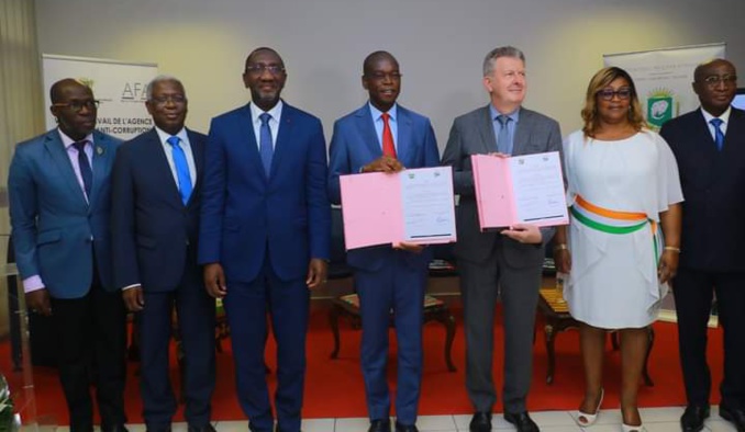 Affaires : Souleymane Diarrassouba appelle les investisseurs à avoir confiance en la Côte d'Ivoire Affaires : Souleymane Diarrassouba appelle les investisseurs à avoir confiance en la Côte d'Ivoire