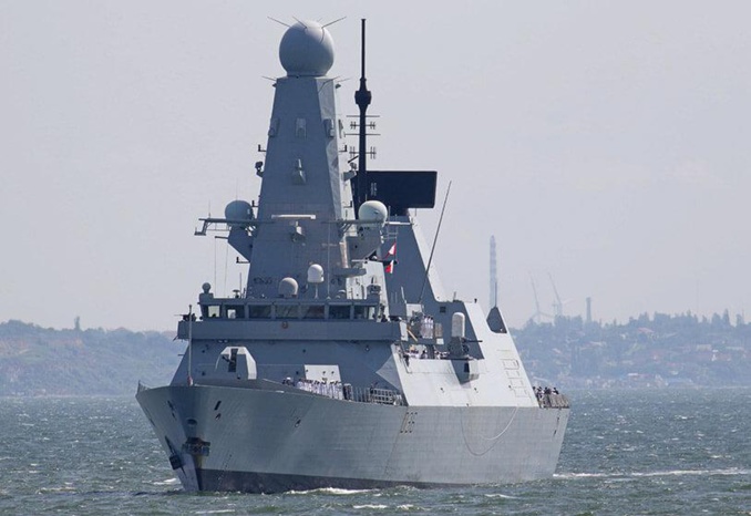 Malgré les menaces de la Russie, l’OTAN déploie 40 navires de guerre en Suède
