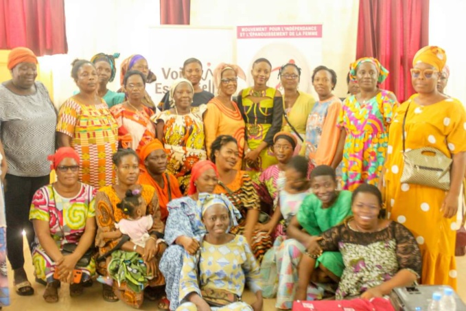 Les participantes de la conférence Les participantes de la conférence