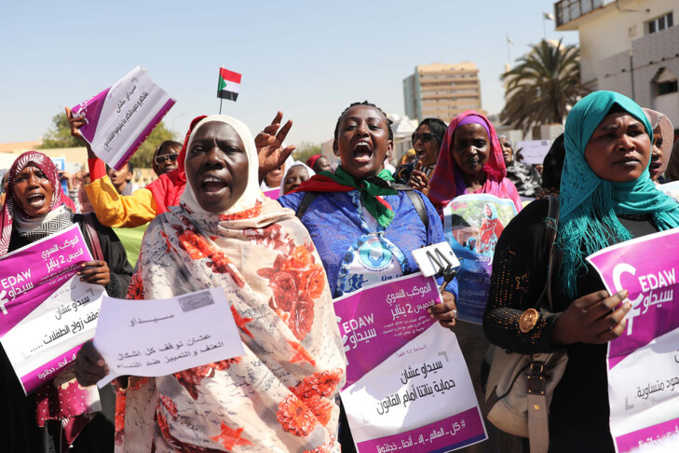 Ph:DR Une femme condamnée à mort par lapidation pour adultère Ph:DR Une femme condamnée à mort par lapidation pour adultère