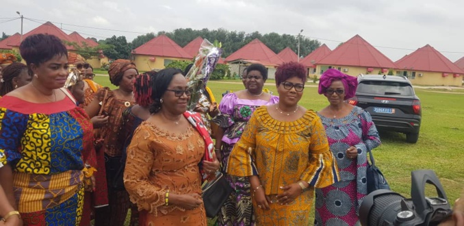 Les Belles Dames en Marinière fête l'an trois de leur existence à Bingerville Les Belles Dames en Marinière fête l'an trois de leur existence à Bingerville