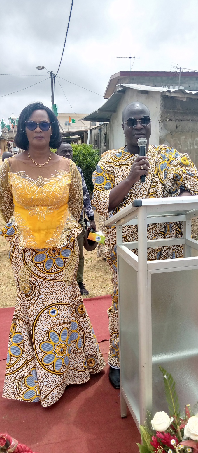 Jacqueville/Une association de 300 femmes amorcent le développement de leur village Jacqueville/Une association de 300 femmes amorcent le développement de leur village