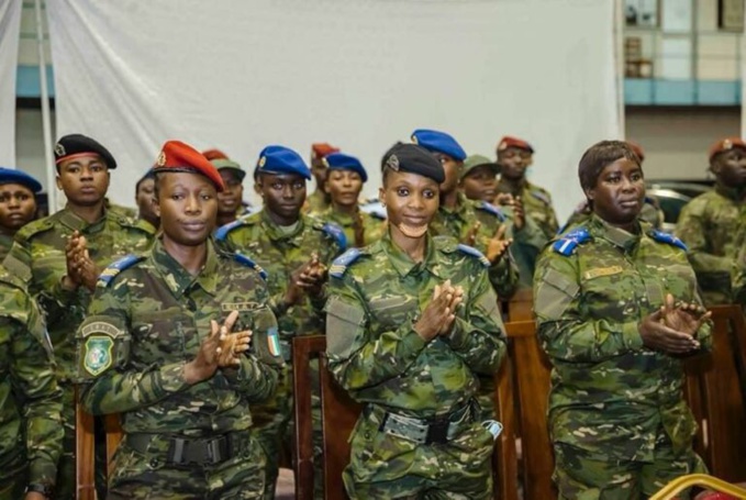 49 ivoiriens soldats arrêtés au Mali/ 3 soldates libérées "à titre humanitaire". Le sort des 46 autres soldats? 49 ivoiriens soldats arrêtés au Mali/ 3 soldates libérées "à titre humanitaire". Le sort des 46 autres soldats?