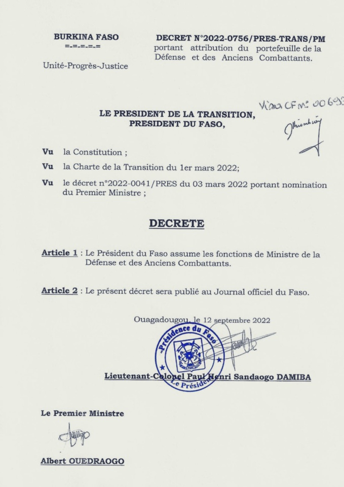 Burkina Faso : Damiba éjecte son ministre de la défense et prend sa place au gouvernement Burkina Faso : Damiba éjecte son ministre de la défense et prend sa place au gouvernement