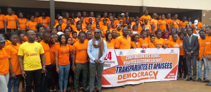 Le mouvement " Tournons la page -Côte d'Ivoire" mobilise la jeunesse à des élections apaisées civilisées.