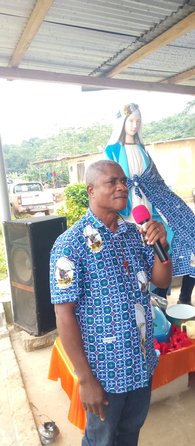 Le modérateur Dago Marcel Gnakpa, fondateur de la communauté "La Vierge Marie d'Agbaille"