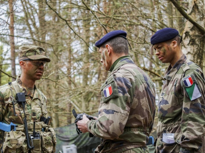 Face au risque d'escalade militaire, la France va doter son armée de plus de munitions