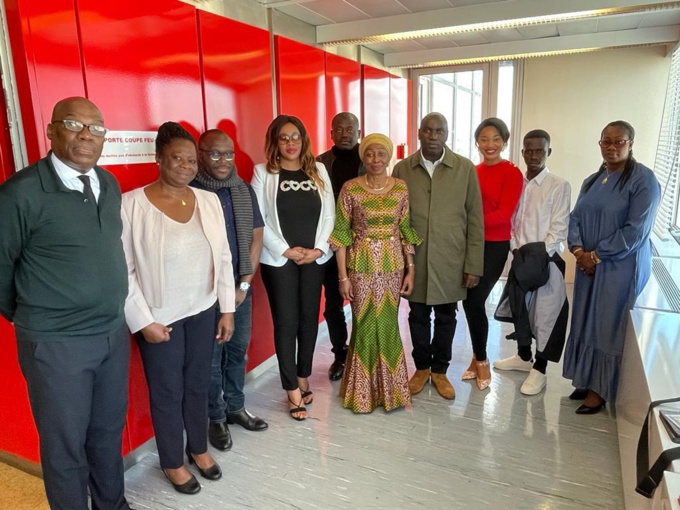 La délégation d'Hydraulock group avec des entrepreneurs et de la diaspora