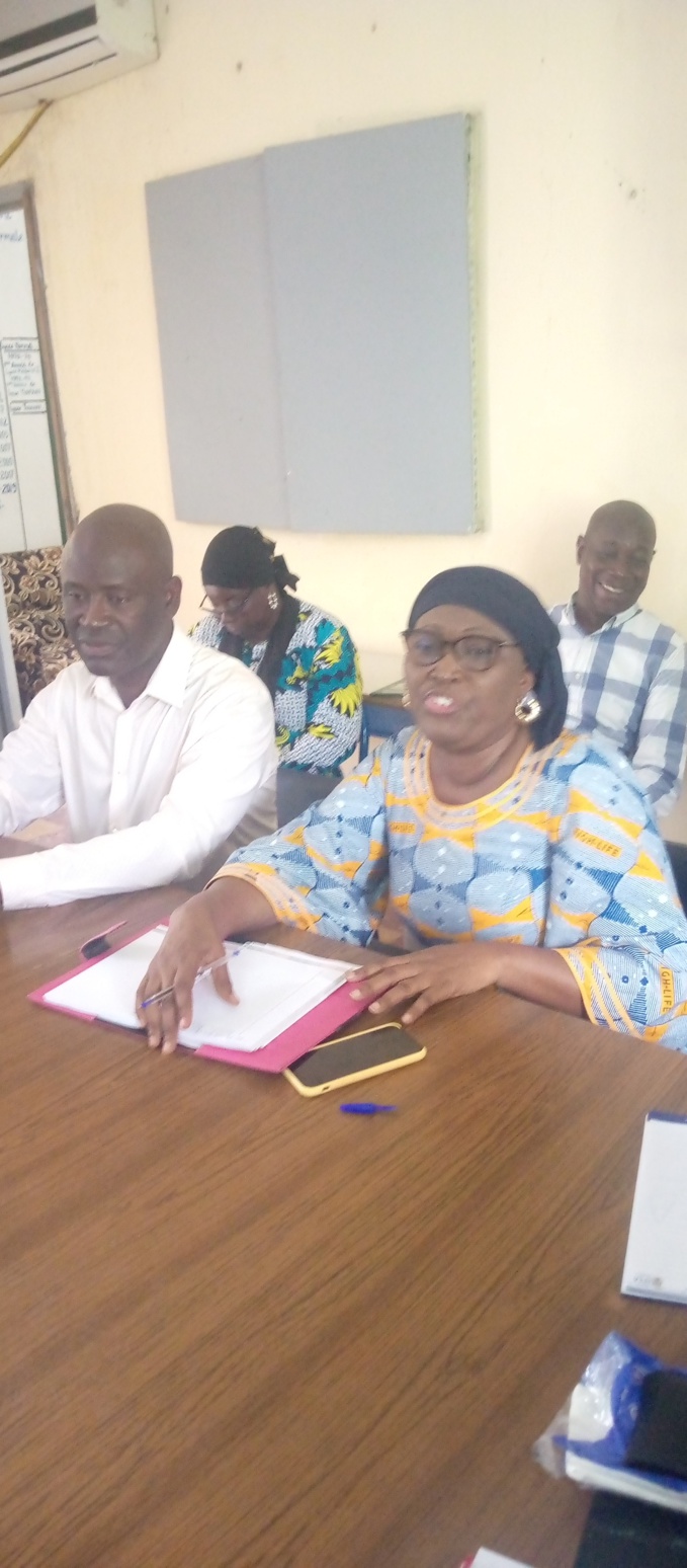 Mme la Drena Fofana Sarah a parlé aux enseignants avec le cœur Mme la Drena Fofana Sarah a parlé aux enseignants avec le cœur