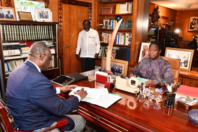 Politique/PDCI-RDA : « Le Président BÉDIÉ fera très bientôt une déclaration pour rassurer les militants » Politique/PDCI-RDA : « Le Président BÉDIÉ fera très bientôt une déclaration pour rassurer les militants »