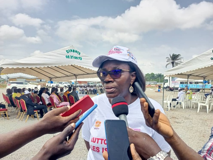 Mme Koudou Josiane, pdte de l'Ong Ipsdh Mme Koudou Josiane, pdte de l'Ong Ipsdh