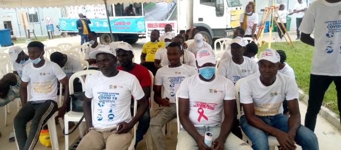 Les agents ont massivement pris part à cette campagne de sensibilisation Les agents ont massivement pris part à cette campagne de sensibilisation