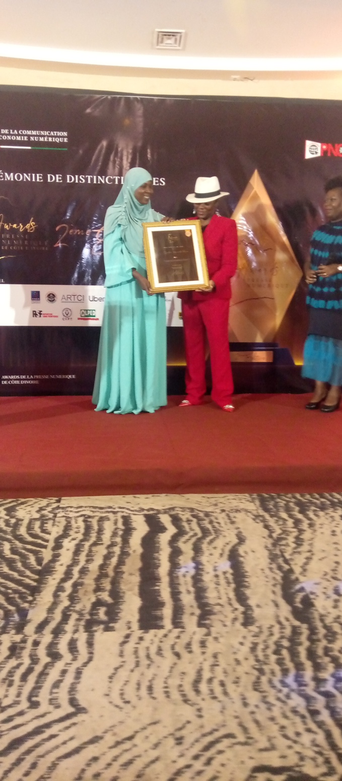 Dr Kane Aminata la chirurgienne dentiste a tout arraché Dr Kane Aminata la chirurgienne dentiste a tout arraché