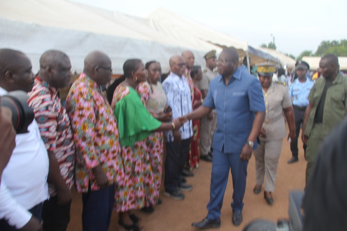 Le ministre Amédée Kouakou a célébré Paquinou à Diacohou ( Béoumi) Le ministre Amédée Kouakou a célébré Paquinou à Diacohou ( Béoumi)
