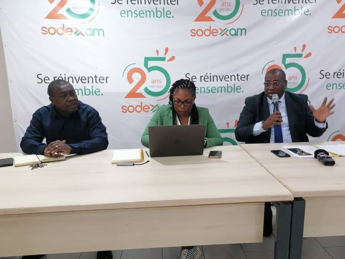 Incursion météorologique des journalistes scientifiques de Côte d'Ivoire à la Sodexam. Incursion météorologique des journalistes scientifiques de Côte d'Ivoire à la Sodexam.