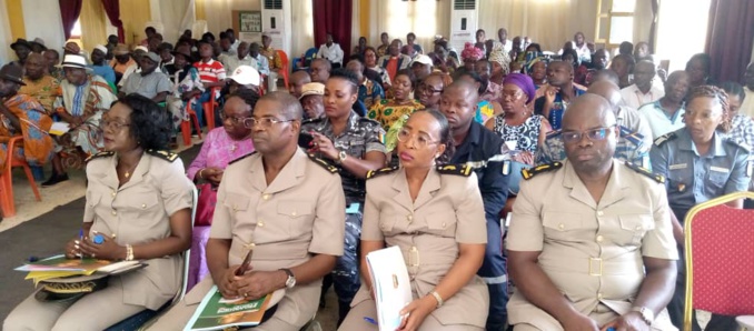 Le corps préfectoral a écouté attentivement le message du vice président de la Céi Le corps préfectoral a écouté attentivement le message du vice président de la Céi