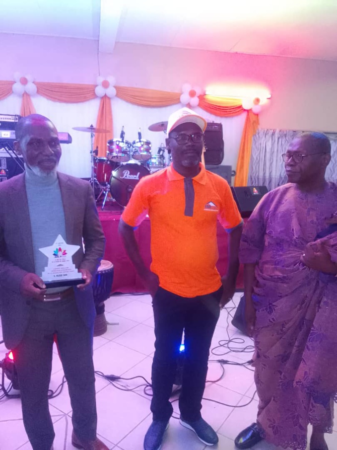 Mélèdje Denis, DG d'Ibagim (à g), meilleur promoteur immobilier Mélèdje Denis, DG d'Ibagim (à g), meilleur promoteur immobilier