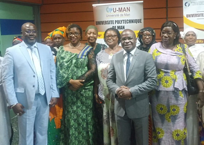 photo de famille. photo de famille.