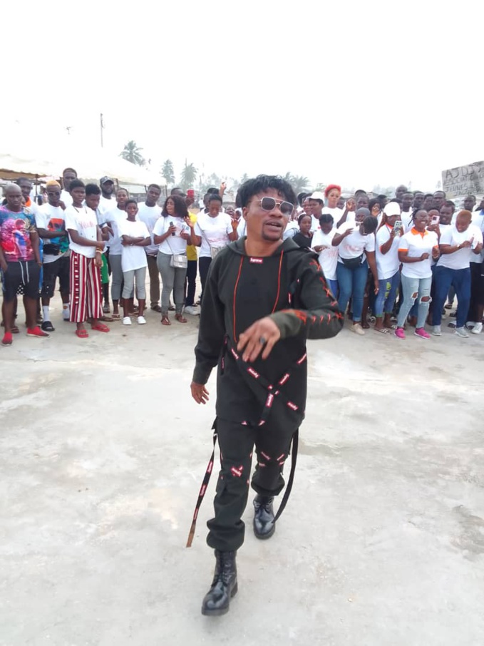 L'artiste Bonigo de l'ex groupe Youlé L'artiste Bonigo de l'ex groupe Youlé