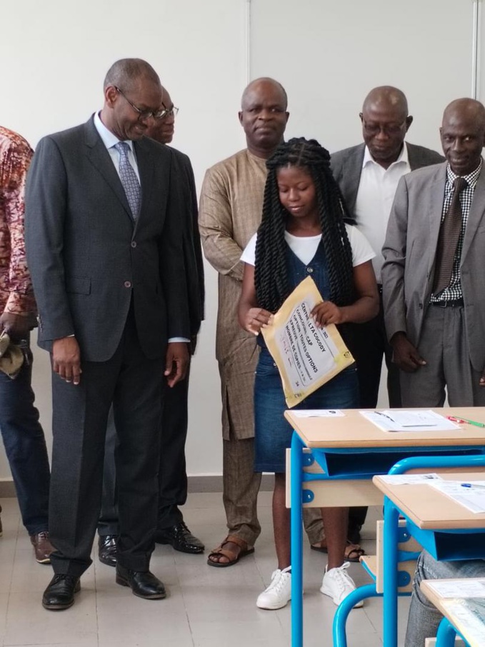 24.768 candidats ont composé pour l'enseignement technique et la formation professionnelle 24.768 candidats ont composé pour l'enseignement technique et la formation professionnelle