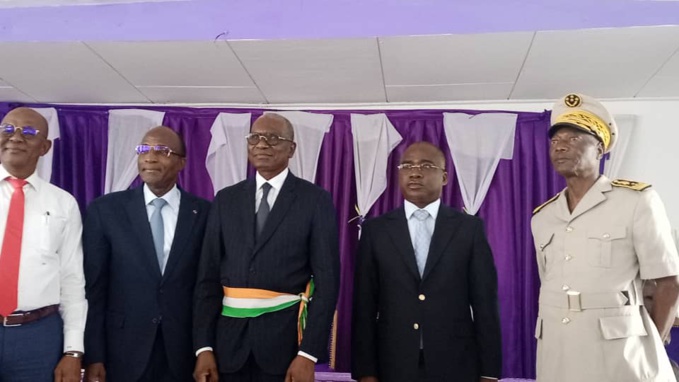 Le nouveau maire de Bouaflé, Yao Étienne et ses adjoints Le nouveau maire de Bouaflé, Yao Étienne et ses adjoints