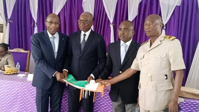 Conseil municipal/ Le nouveau maire de Bouaflé élu à 100 % Conseil municipal/ Le nouveau maire de Bouaflé élu à 100 %