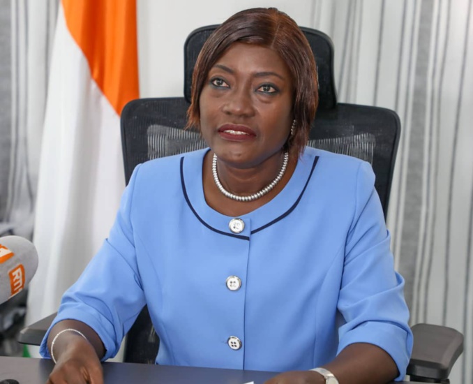 Pr. Mariatou Koné, Ministre de l'éducation nationale et de l'alphabétisation Pr. Mariatou Koné, Ministre de l'éducation nationale et de l'alphabétisation