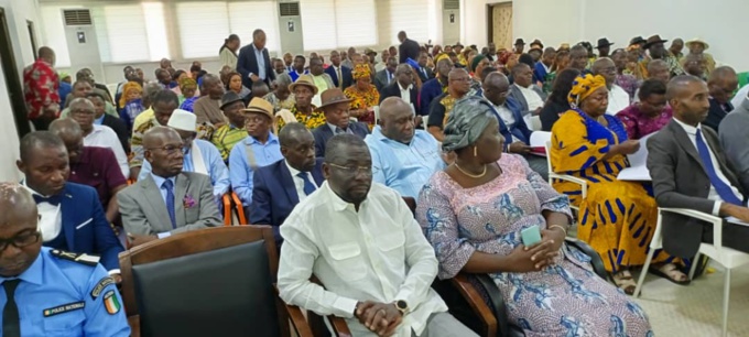 Le public est venu très nombreux Le public est venu très nombreux