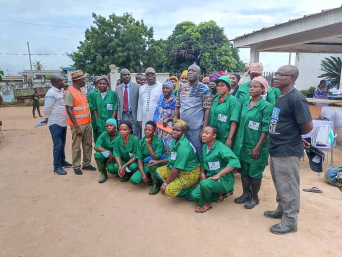 Salubrité/ Pour son lancement, le projet Thimo finance 35 jeunes à Zuénoula Salubrité/ Pour son lancement, le projet Thimo finance 35 jeunes à Zuénoula