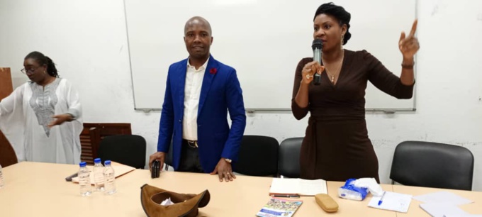 Des journalistes ont donné leur contribution Des journalistes ont donné leur contribution