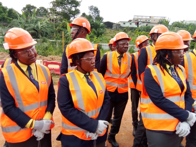 Métro d'Abidjan/ Des étudiants visitent le chantier