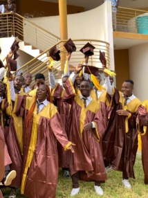 L'Université polytechnique de Man célèbre l’excellence . L'Université polytechnique de Man célèbre l’excellence .