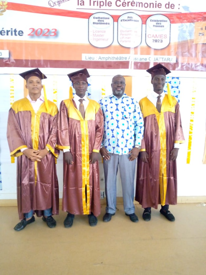 L'Université polytechnique de Man célèbre l’excellence . L'Université polytechnique de Man célèbre l’excellence .