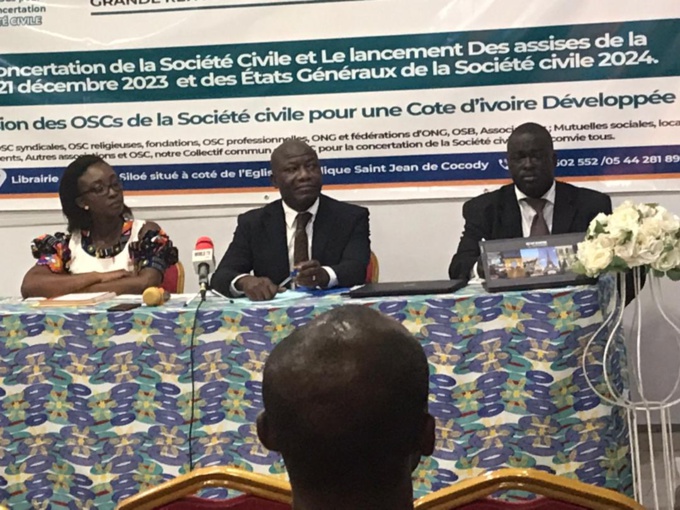 Lancement des assises des Oscs/L'État prend des engagement Lancement des assises des Oscs/L'État prend des engagement