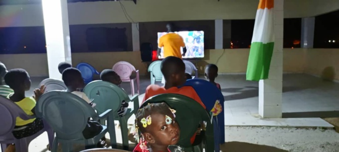 Can 23/ Le ministre- gouverneur  du district autonomedes Lagunes fait vibrer populations en offrant plusieurs villages Can. Voici les localités concernées Can 23/ Le ministre- gouverneur  du district autonomedes Lagunes fait vibrer populations en offrant plusieurs villages Can. Voici les localités concernées