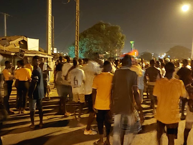 Victoire des Éléphants/ Gagnoa/:Les populations paralysent les artères et scandent : " On a tué les Lions " Victoire des Éléphants/ Gagnoa/:Les populations paralysent les artères et scandent : " On a tué les Lions "