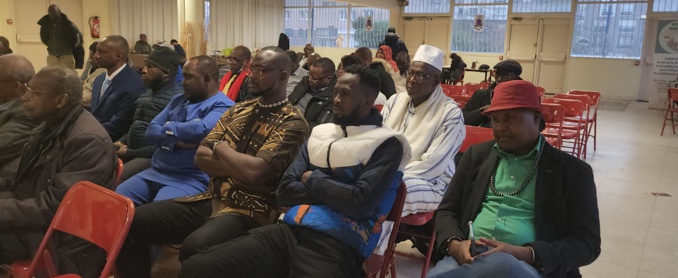Paris, la diaspora malienne se concerte à Bagnolet.