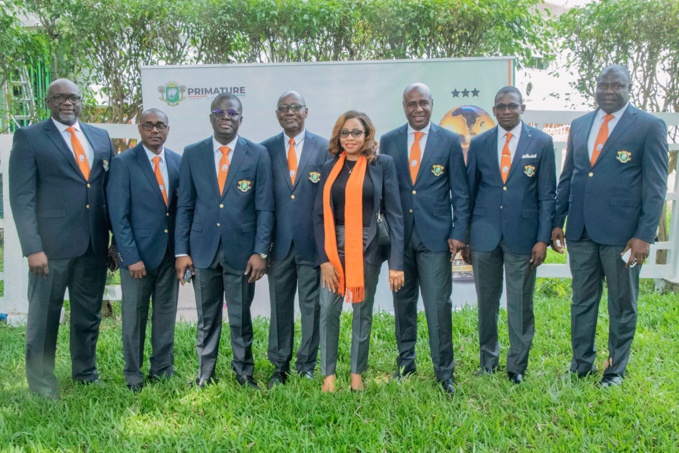 Les responsables du ministère des sports et du cadre de vie honorés Les responsables du ministère des sports et du cadre de vie honorés