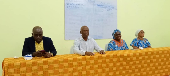 Journée internationale des droits des femmes/ Des femmes créent la surprise dans un lycée Journée internationale des droits des femmes/ Des femmes créent la surprise dans un lycée